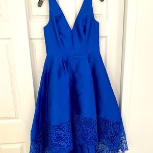Monique lhuillier blue high low gown size 8